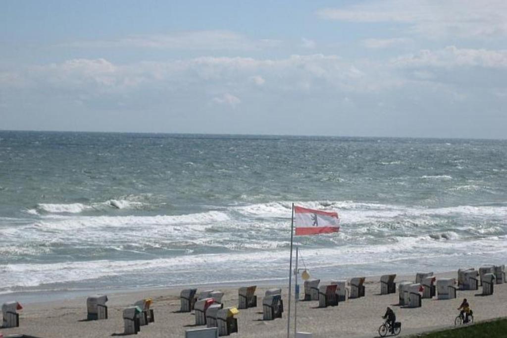 Strandhotel 27 Dahme  Exteriör bild